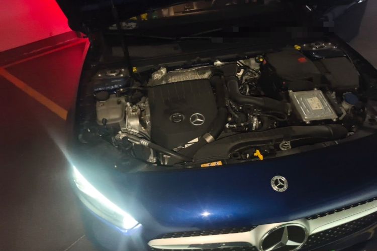 Used Mercedes-Benz A-Class 2022 A 200 L Sport Sedan Fashion Model Engine Bay Right