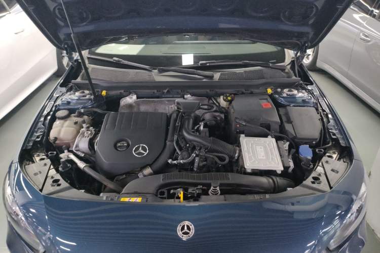Used Mercedes-Benz A-Class 2022 Second Facelift A 200 Fashion Version Engine Bay