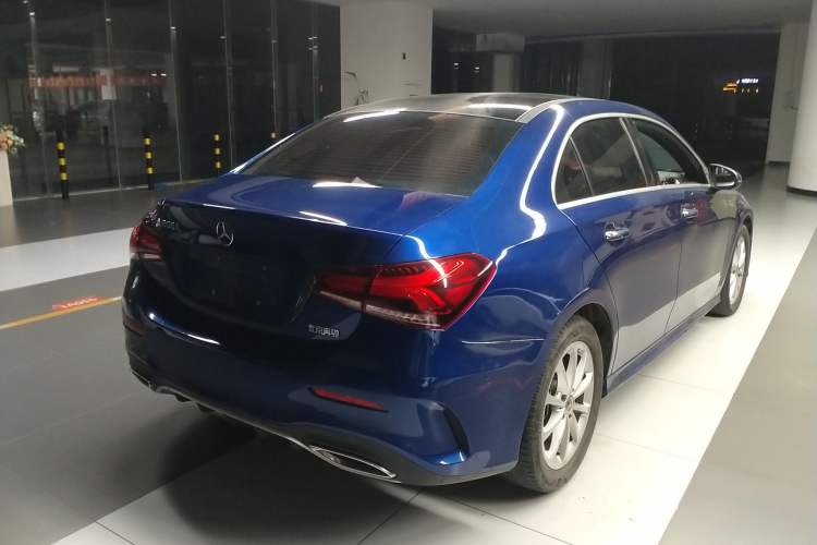 Used Mercedes-Benz A-Class 2022 Restyled A 200 L Sport Sedan Dynamic Version Exterior 5