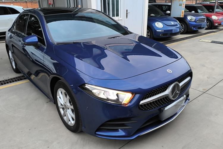 Used Mercedes-Benz A-Class 2022 A 200 L Sport Sedan Fashion Model Front Right 45 Deg