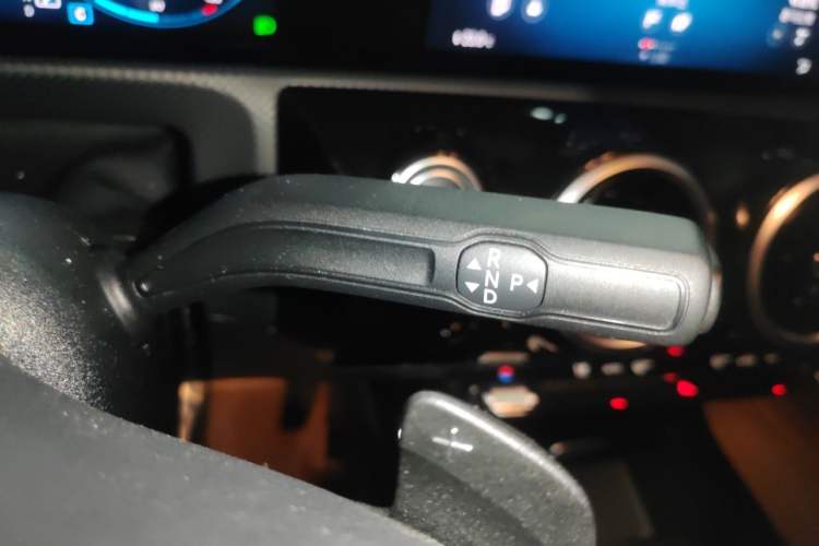 Used Mercedes-Benz A-Class 2022 Restyled A 180 L Sport Sedan Gear Lever