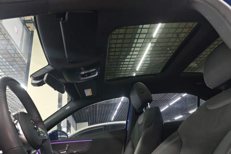 Used Mercedes-Benz A-Class 2022 Revised Version A 200 L Sport Sedan Fashionable Style Headliner