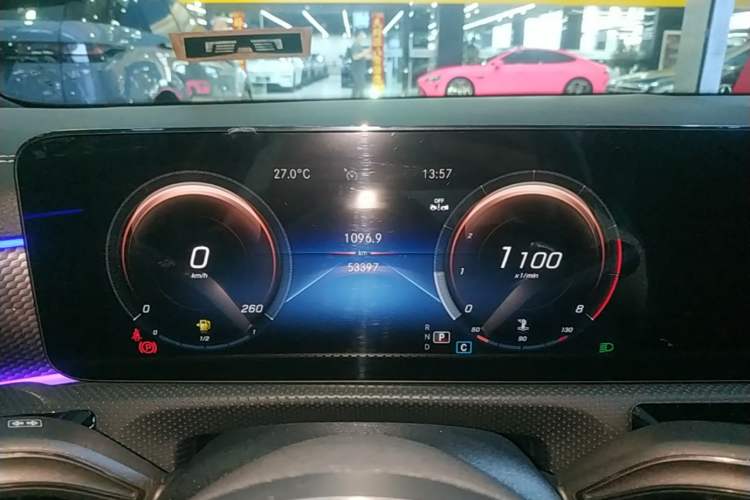 Used Mercedes-Benz A-Class 2022 Revised Version A 200 L Sport Sedan Fashionable Style Instrument Cluster