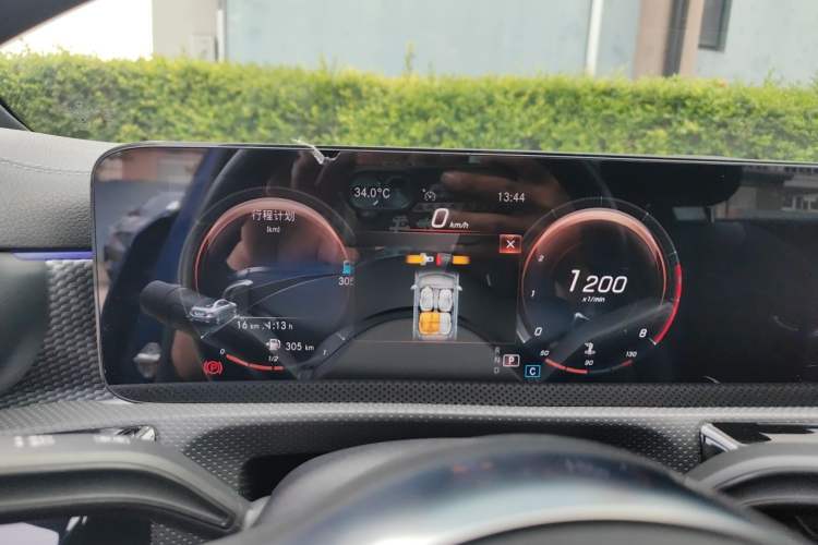 Used Mercedes-Benz A-Class 2022 Restyled A 200 L Sport Sedan Fashion Version Instrument Cluster