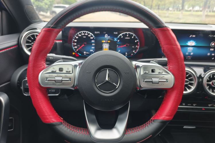 Used Mercedes-Benz A-Class 2022 Restyled A 200 L Sport Sedan Fashion Version Interior 4