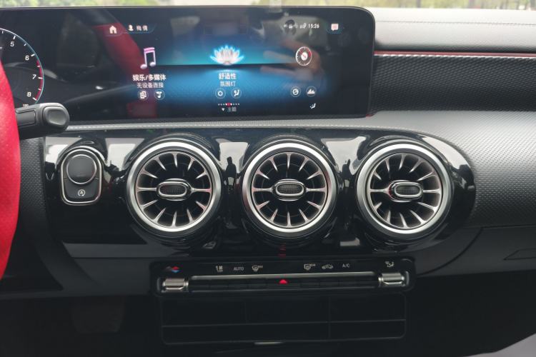 Used Mercedes-Benz A-Class 2022 Restyled A 200 L Sport Sedan Fashion Version Interior 5