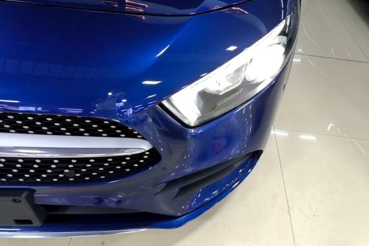 Used Mercedes-Benz A-Class 2022 Revised Version A 200 L Sport Sedan Fashionable Style Left Front Headlight