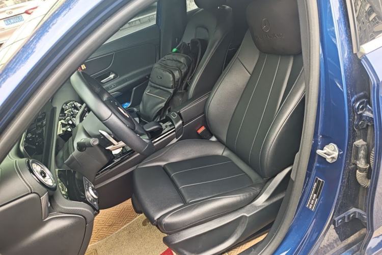 Used Mercedes-Benz A-Class 2022 Restyled A 200 L Sport Sedan Fashion Version Left Front Seat