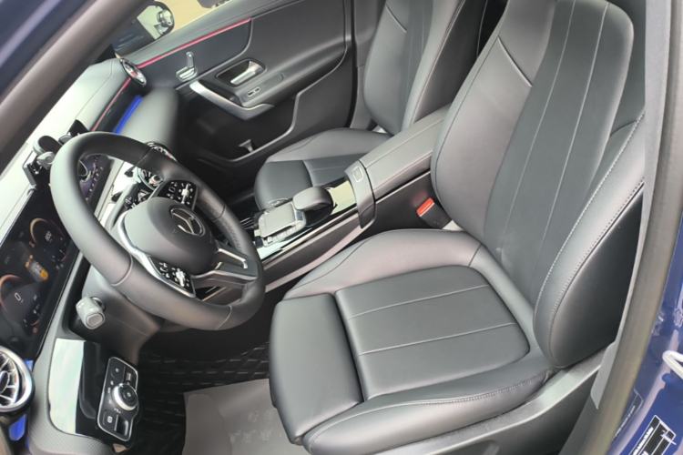 Used Mercedes-Benz A-Class 2022 A 200 L Sport Sedan Fashion Model Left Front Seat