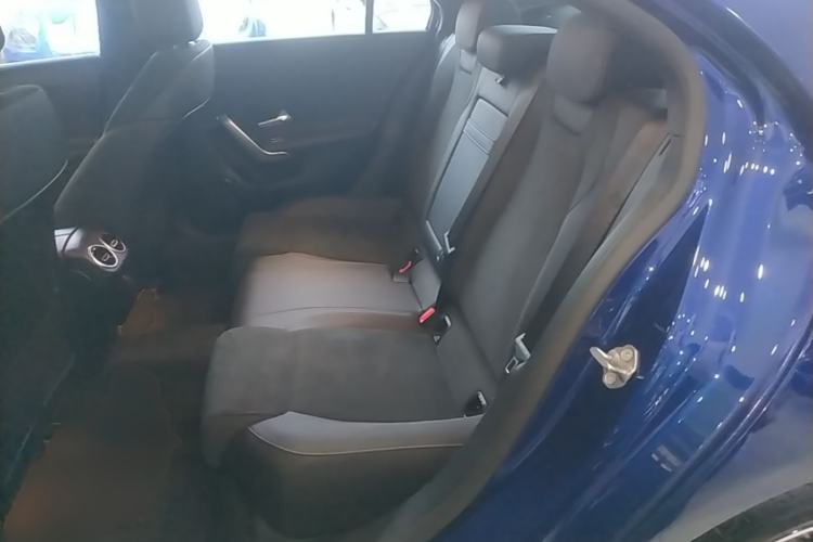 Used Mercedes-Benz A-Class 2022 Revised Version A 200 L Sport Sedan Fashionable Style Left Rear Seat