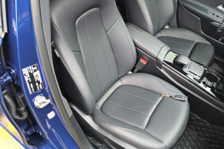 Used Mercedes-Benz A-Class 2022 A 200 L Sport Sedan Fashion Model Right Front Seat