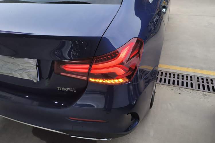 Used Mercedes-Benz A-Class 2022 A 200 L Sport Sedan Fashion Model Right Rear Taillight