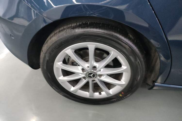 Used Mercedes-Benz A-Class 2022 Second Facelift A 200 Fashion Version Right Rear Wheel Hub