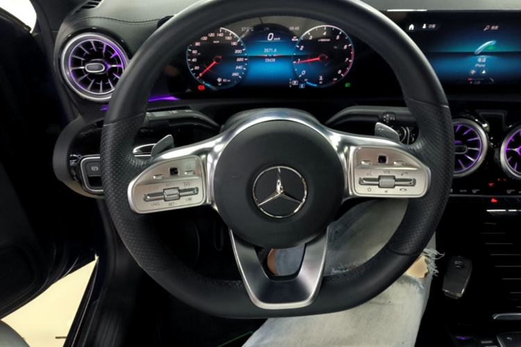 Used Mercedes-Benz A-Class 2022 Revised Version A 200 L Sport Sedan Fashionable Style Steering Wheel