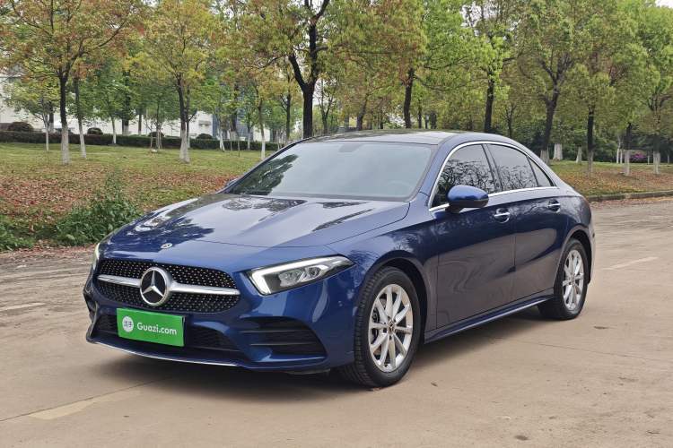 Used Mercedes-Benz A-Class 2022 Restyled A 200 L Sport Sedan Fashion Version Guazi used car, China used car export, Used car for sale, Used  cars, Cheapest cars for sale