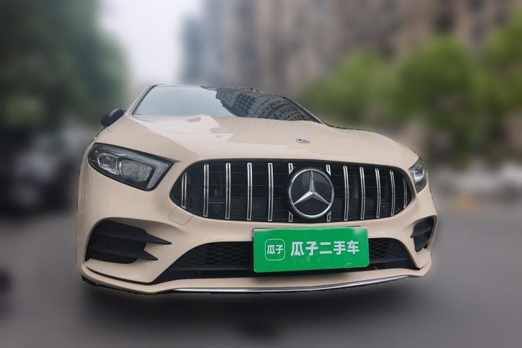 Used Mercedes-Benz A-Class 2022 Revised Version A 200 L Sport Sedan Fashionable Style Front