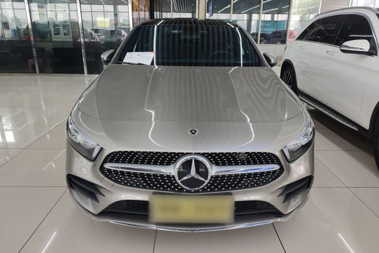 Used Mercedes-Benz A-Class 2022 Revised Version A 200 L Sport Sedan Fashionable Style Exterior 1