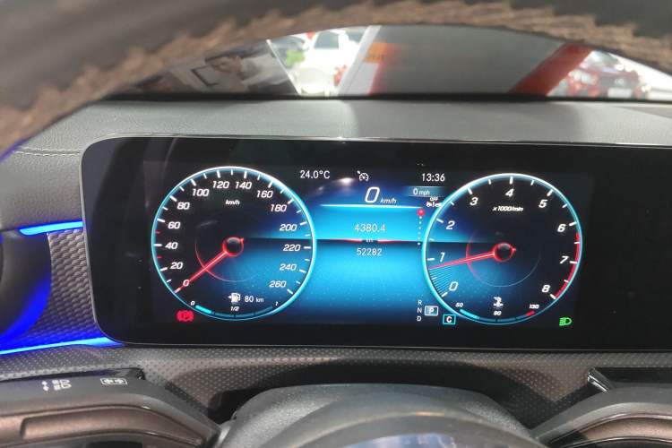 Used Mercedes-Benz A-Class 2022 Revised Version A 200 L Sport Sedan Fashionable Style Instrument Cluster