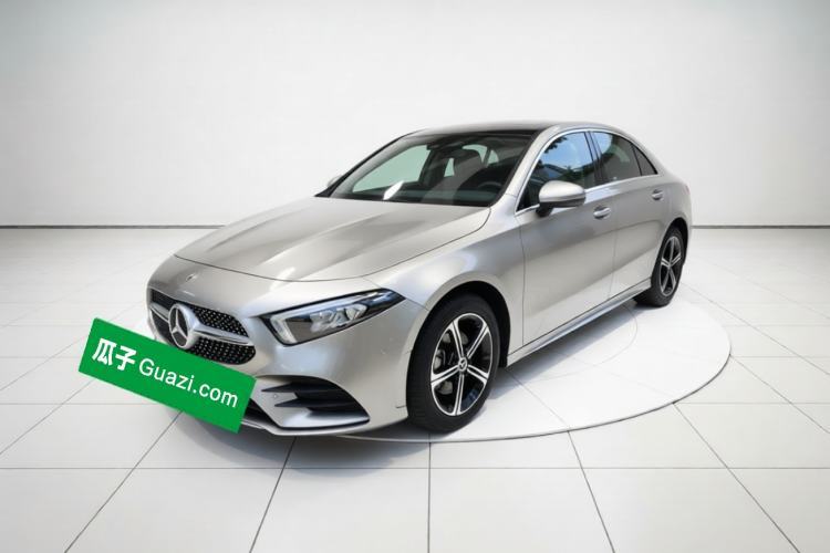 Ojetý Mercedes-Benz A-Class 2022 Restyled A 200 L Sport Sedan Fashion Version Guazi used car, China used car export, Used car for sale, Used cars, Cheapest cars for sale