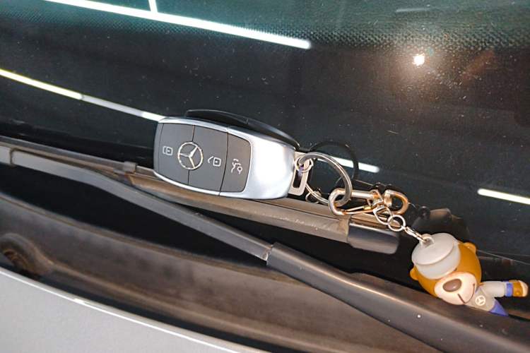 Used Mercedes-Benz A-Class 2022 Second Facelift A 200 L Sport Sedan Fashion Version Vehicle Key