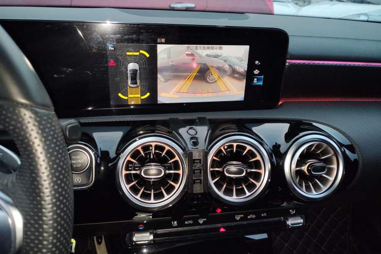 Used Mercedes-Benz A-Class 2022 Second Facelift A 200 L Sport Sedan Fashion Version Audio And AC Panel