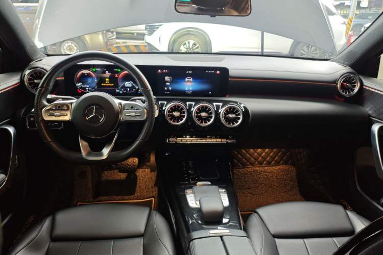 Used Mercedes-Benz A-Class 2022 Restyled A 200 L Sport Sedan Fashion Version Audio And AC Panel