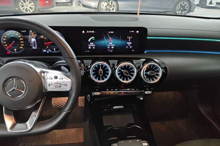 Used Mercedes-Benz A-Class 2022 A 200 L Sport Sedan Fashion Model Audio And AC Panel