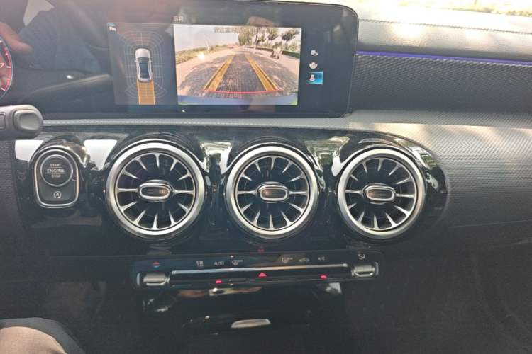 Used Mercedes-Benz A-Class 2022 A 200 L Sport Sedan Fashion Model Audio And AC Panel