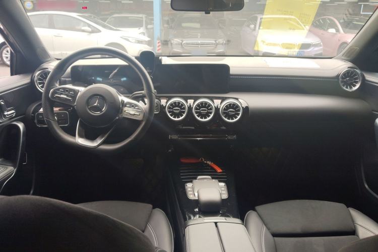 Used Mercedes-Benz A-Class 2022 A 200 L Sport Sedan Fashion Model Center Console