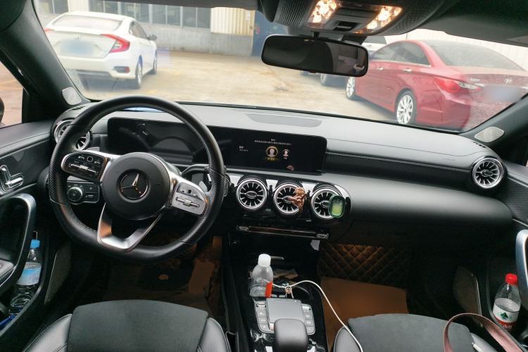 Used Mercedes-Benz A-Class 2022 Second Facelift A 200 L Sport Sedan Fashion Version Center Console