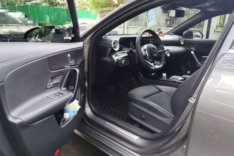 Used Mercedes-Benz A-Class 2022 Restyled A 200 L Sport Sedan Fashion Version Driver Seat