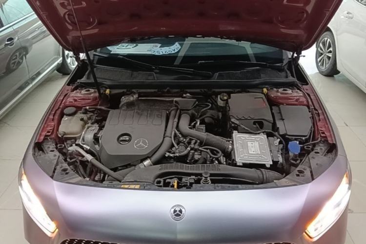 Used Mercedes-Benz A-Class 2022 Revised Version A 200 L Sport Sedan Fashionable Style Engine Bay