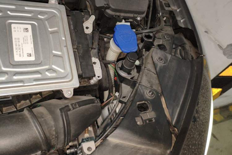 Used Mercedes-Benz A-Class 2022 Second Facelift A 200 Fashion Version Engine Bay Left