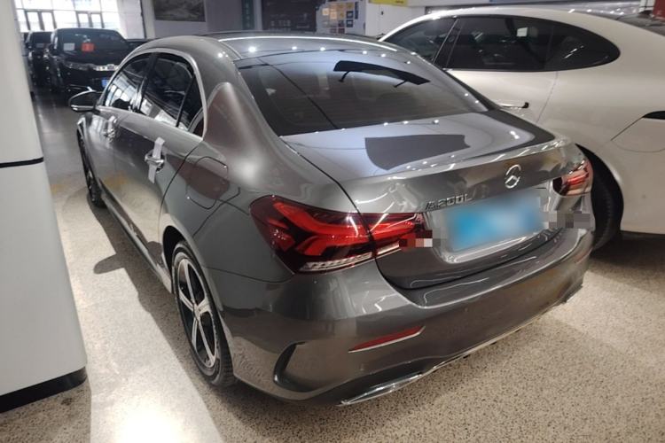 Used Mercedes-Benz A-Class 2022 Revised Version A 200 L Sport Sedan Fashionable Style Exterior 2