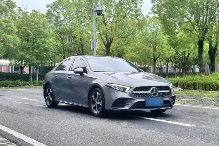 Used Mercedes-Benz A-Class 2022 Second Facelift A 200 L Sport Sedan Fashion Version Exterior 2