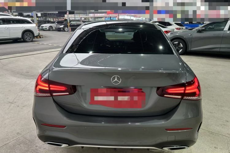 Used Mercedes-Benz A-Class 2022 Restyled A 200 L Sport Sedan Fashion Version Exterior 2