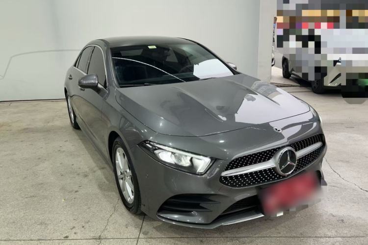 Used Mercedes-Benz A-Class 2022 Restyled A 200 L Sport Sedan Fashion Version Exterior 3
