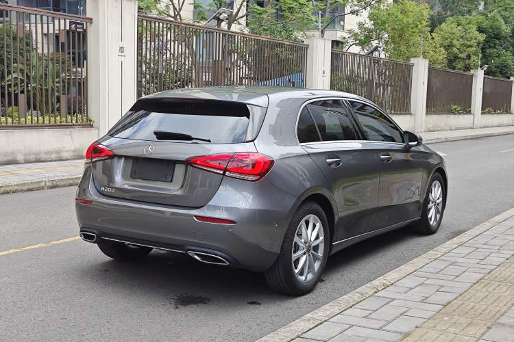 Used Mercedes-Benz A-Class 2022 A 200 Fashion Model Exterior 6