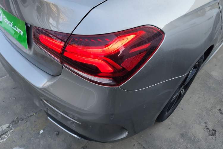 Used Mercedes-Benz A-Class 2022 Revised Version A 200 L Sport Sedan Fashionable Style Exterior 6