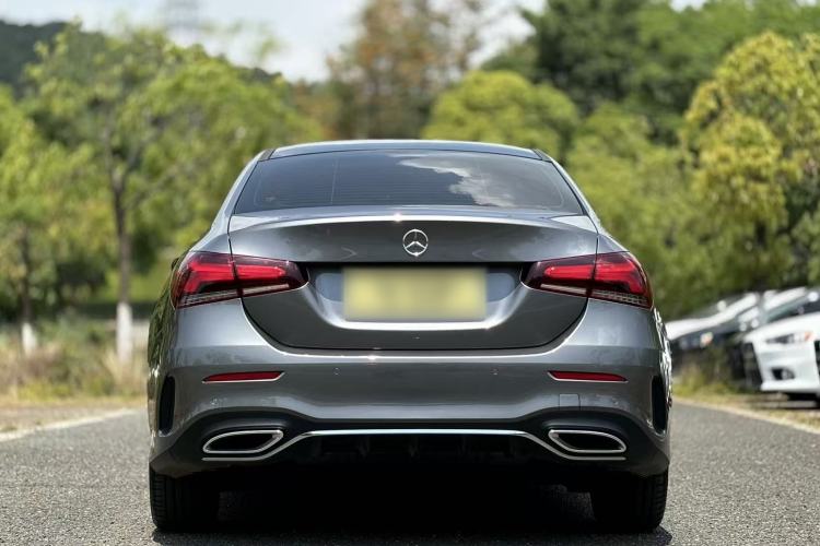 Used Mercedes-Benz A-Class 2022 Revised Version A 200 L Sport Sedan Fashionable Style Exterior 7