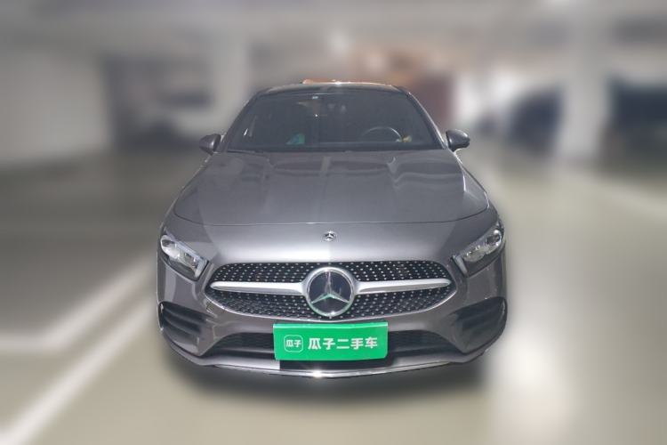 Used Mercedes-Benz A-Class 2022 Revised Version A 200 L Sport Sedan Fashionable Style Front
