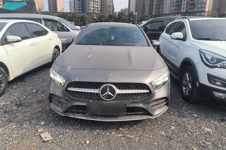 Used Mercedes-Benz A-Class 2022 Restyled A 200 L Sport Sedan Fashion Version Front