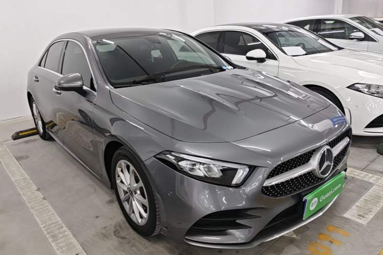 Used Mercedes-Benz A-Class 2022 A 200 L Sport Sedan Fashion Model Front Right 45 Deg
