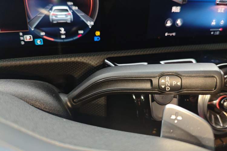 Used Mercedes-Benz A-Class 2022 Restyled A 200 L Sport Sedan Fashion Version Gear Lever
