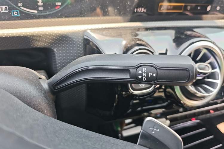 Used Mercedes-Benz A-Class 2022 A 200 L Sport Sedan Fashion Model Gear Lever