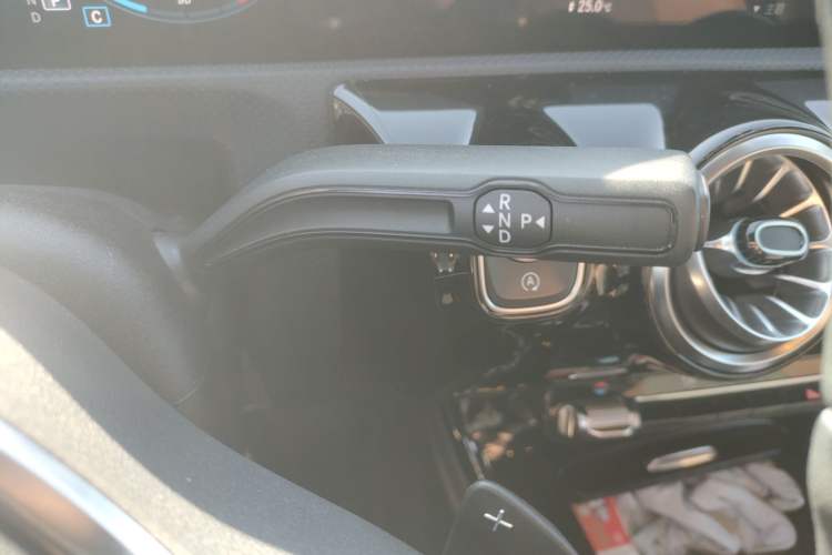 Used Mercedes-Benz A-Class 2022 Second Facelift A 200 Fashion Version Gear Lever