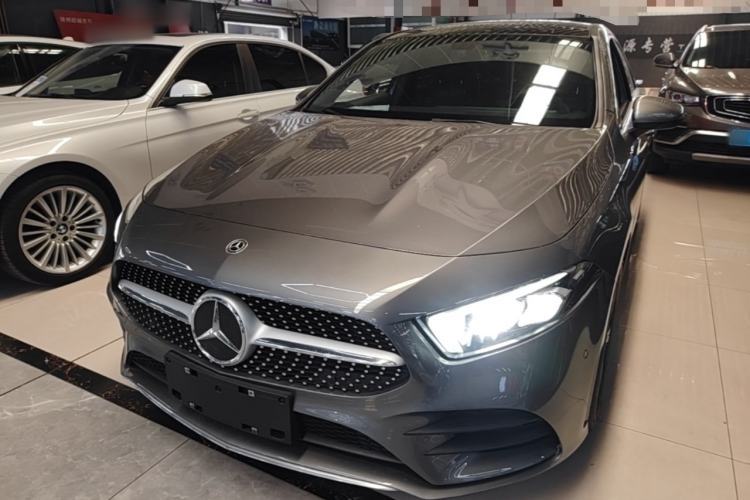 Ojetý Mercedes-Benz A-Class 2022 Revised Version A 200 L Sport Sedan Fashionable Style Guazi used car, China used car export, Used car for sale, Used  cars, Cheapest cars for sale