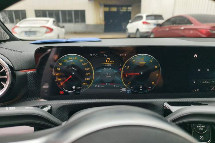 Used Mercedes-Benz A-Class 2022 Second Facelift A 200 L Sport Sedan Fashion Version Instrument Cluster
