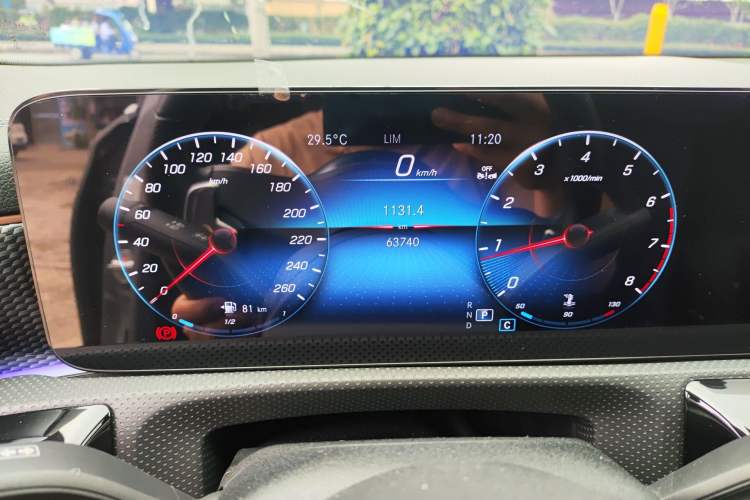 Used Mercedes-Benz A-Class 2022 Revised Version A 200 L Sport Sedan Fashionable Style Instrument Cluster