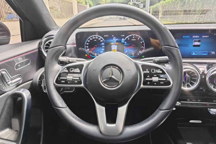 Used Mercedes-Benz A-Class 2022 A 200 Fashion Model Interior 4